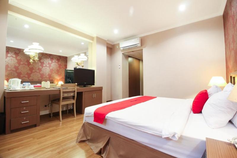 Reddoorz Premium @ Slamet Riyadi 2 Solo Kültér fotó
