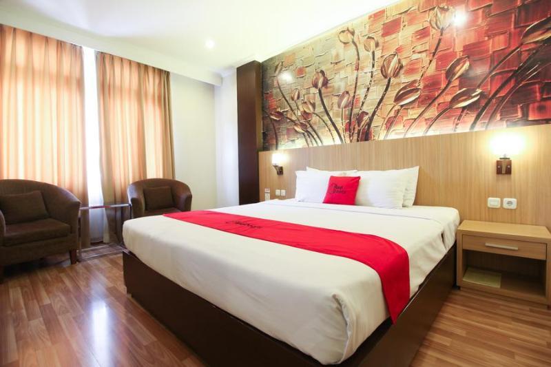 Reddoorz Premium @ Slamet Riyadi 2 Solo Kültér fotó