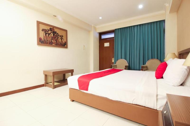 Reddoorz Premium @ Slamet Riyadi 2 Solo Kültér fotó